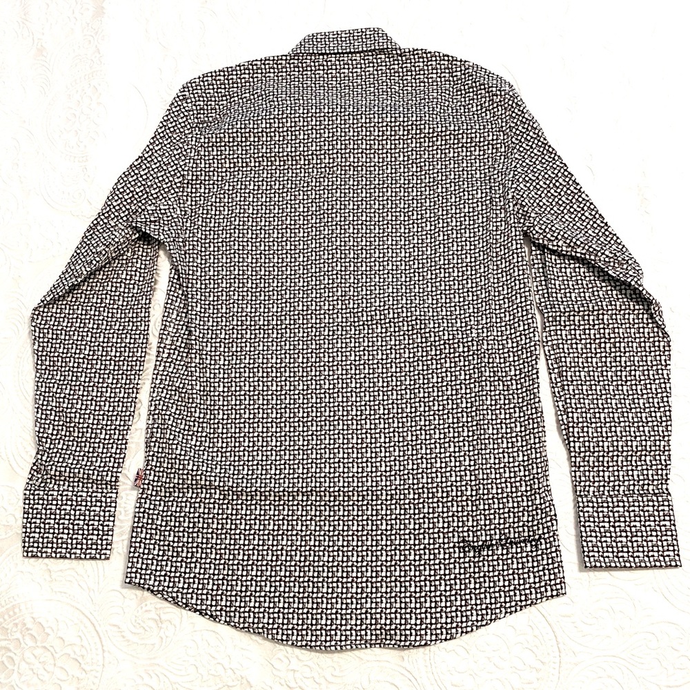 Men’s button down - Picture 2 of 5
